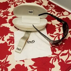 Dolce&Gabbana Sunglasses with case